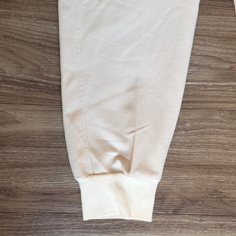 Aritzia Babaton Cream Jogger Pants Size: 8 - Picture 7 of 12